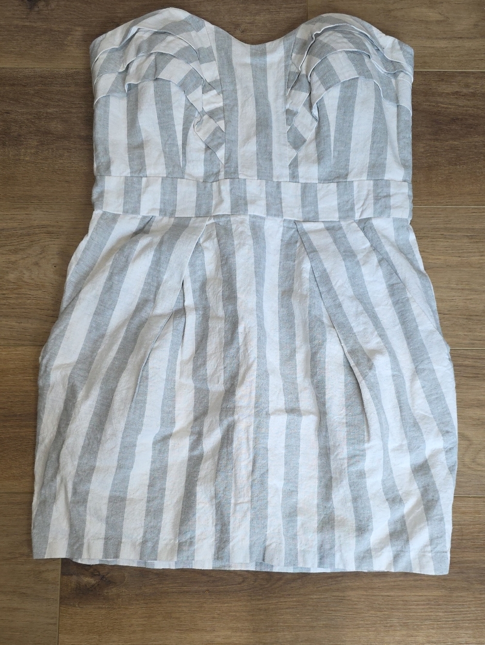 BCBGeneration Mini Dress Size 12 Gray And White Stripe Pockets